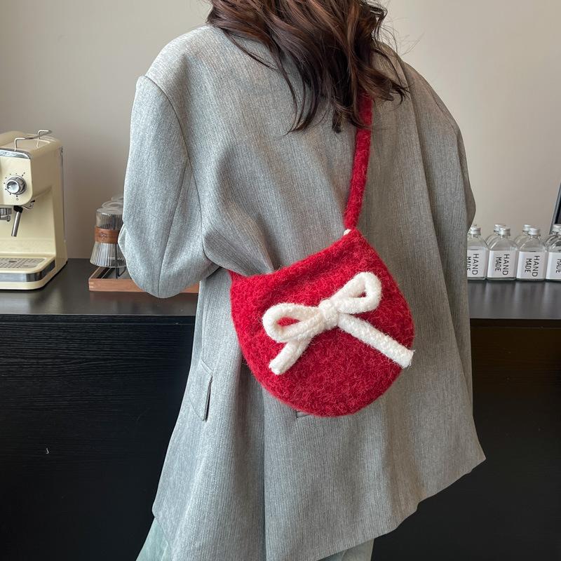 2025 new bag Macaron plush oval cute little crossbody shoulder backpack bow mobile phone bag 18*7*19 жёлтый
2025 new bag Macaron plush oval cute little crossbody shoulder backpack bow mobile phone bag 18*7*19 жёлтый