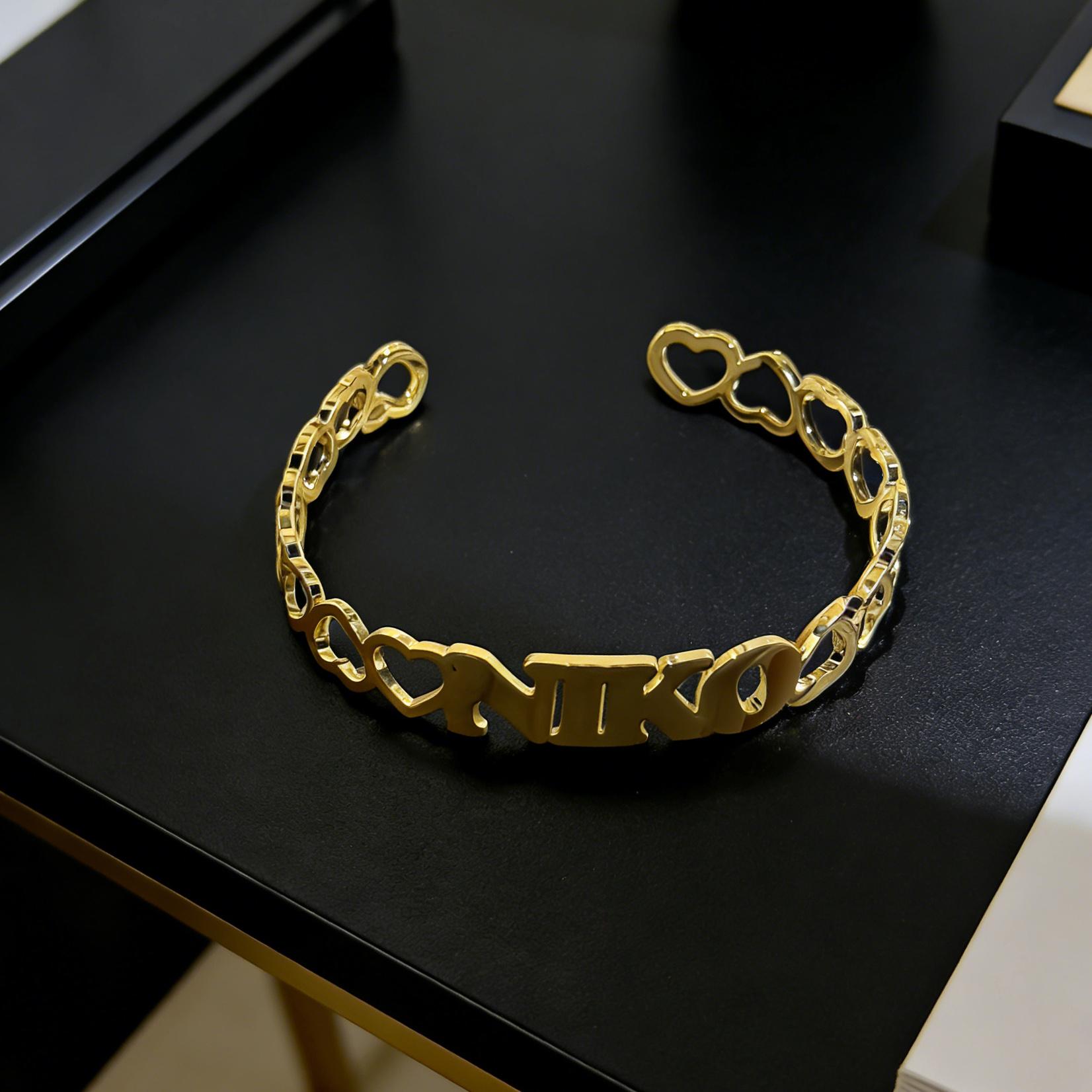 Atoztide Custom Name Bracelet for Women Men Stainless Steel Jewelry Hollow Heart Flower Bangles Personalized Birthday Gift silver color
Atoztide Custom Name Bracelet for Women Men Stainless Steel Jewelry Hollow Heart Flower Bangles Personalized Birthday Gift silver color