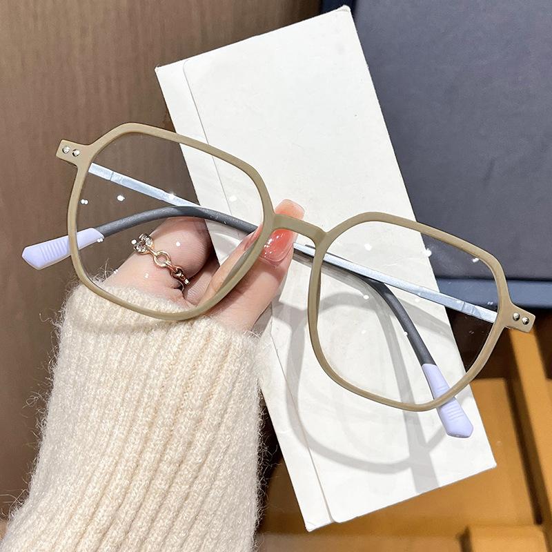 Модные ультралегкие фотохромные очки для чтения с большой оправой и защитой от синего света для пожилых людей в очках для чтения 0 жёлтый
Модные ультралегкие фотохромные очки для чтения с большой оправой и защитой от синего света для пожилых людей в очках для чтения 0 жёлтый