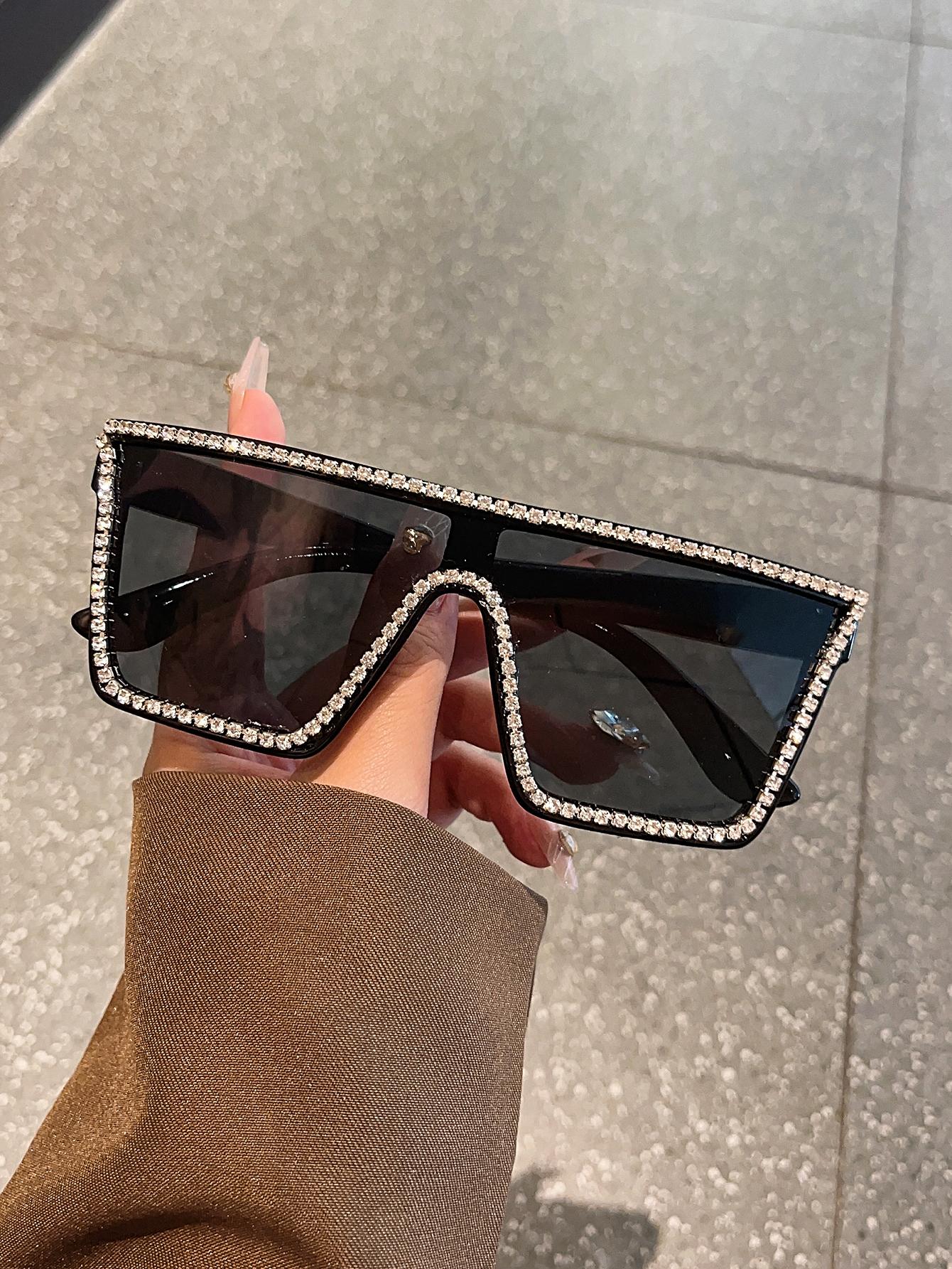 1Pc Oversized Square Frame Rhinestone Decorated Glasses - Pc Frame and Pc Lenses Fashion Street Style Party Glasses
1Pc Oversized Square Frame Rhinestone Decorated Glasses - Pc Frame and Pc Lenses Fashion Street Style Party Glasses
