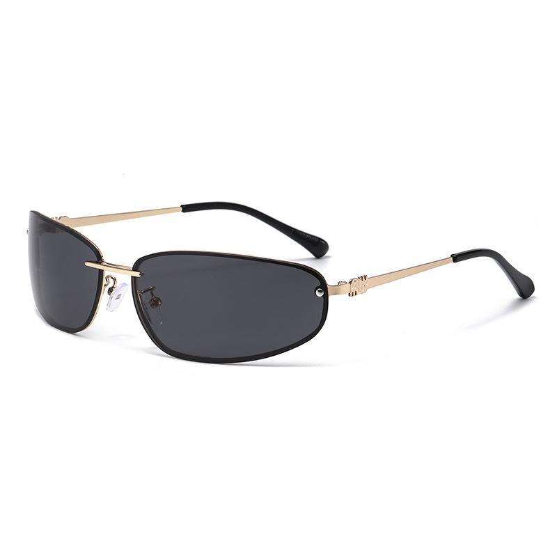 Punk Vintage Y2K Sunglasses for Women Men Metal Square Mirror Sun Protection Glasses Trendy Outdoor Blue Light Blocking Glasses
Punk Vintage Y2K Sunglasses for Women Men Metal Square Mirror Sun Protection Glasses Trendy Outdoor Blue Light Blocking Glasses