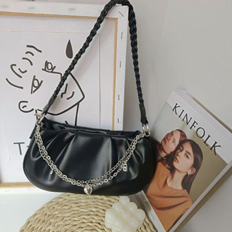Cloud underarm bag pleated soft leather shoulder bag summer small fresh women s messenger chain woven handbag versatile чорний
Cloud underarm bag pleated soft leather shoulder bag summer small fresh women s messenger chain woven handbag versatile чорний