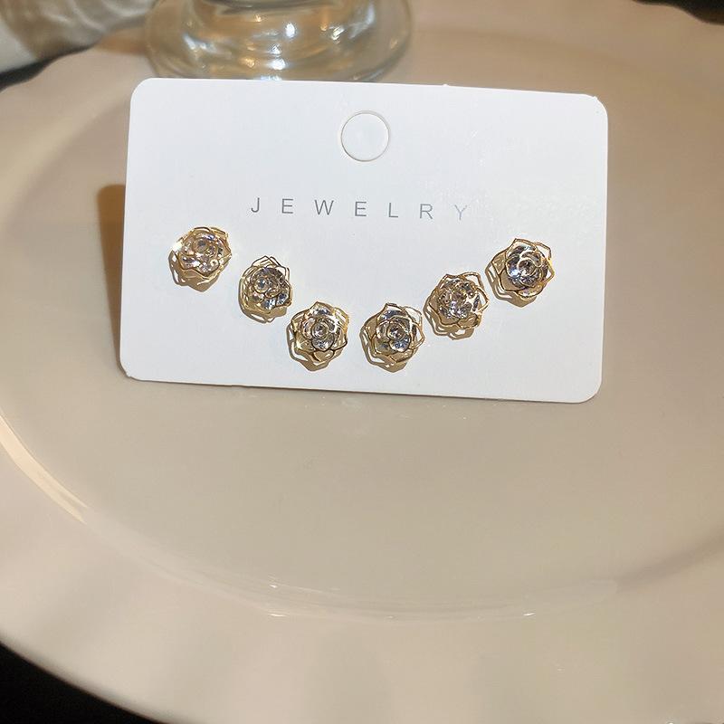 Silver needle zircon flower stud earrings 6-piece set of simple and compact earrings temperament versatile earrings women
Silver needle zircon flower stud earrings 6-piece set of simple and compact earrings temperament versatile earrings women