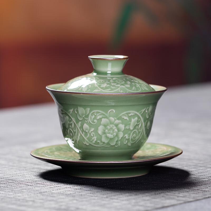 Longquan Celadon Ceramic Kung Fu Gaiwan Tea Bowl
Longquan Celadon Ceramic Kung Fu Gaiwan Tea Bowl