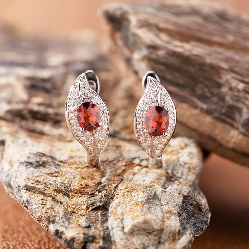 Natural Sapphire Garnet Diopside S925 Sterling Silver Stud Earrings Women S Earrings Ear Jewelry Leaf
Natural Sapphire Garnet Diopside S925 Sterling Silver Stud Earrings Women S Earrings Ear Jewelry Leaf