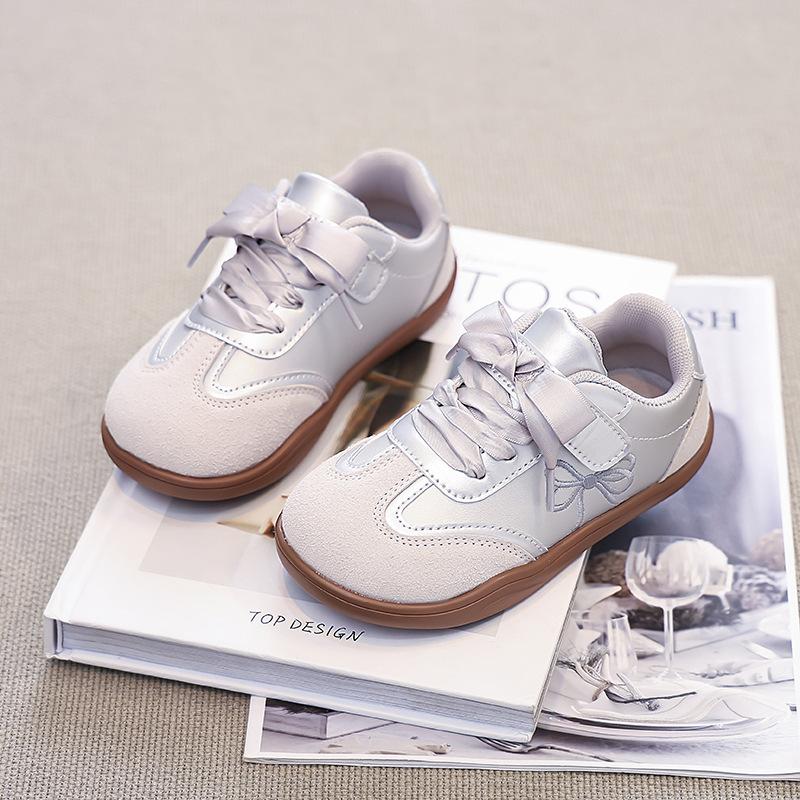 Spring Autumn Comfort Breathable Children Sneakers Girls Bow Fashion Casual Shoes size 23 серебряный
Spring Autumn Comfort Breathable Children Sneakers Girls Bow Fashion Casual Shoes size 23 серебряный