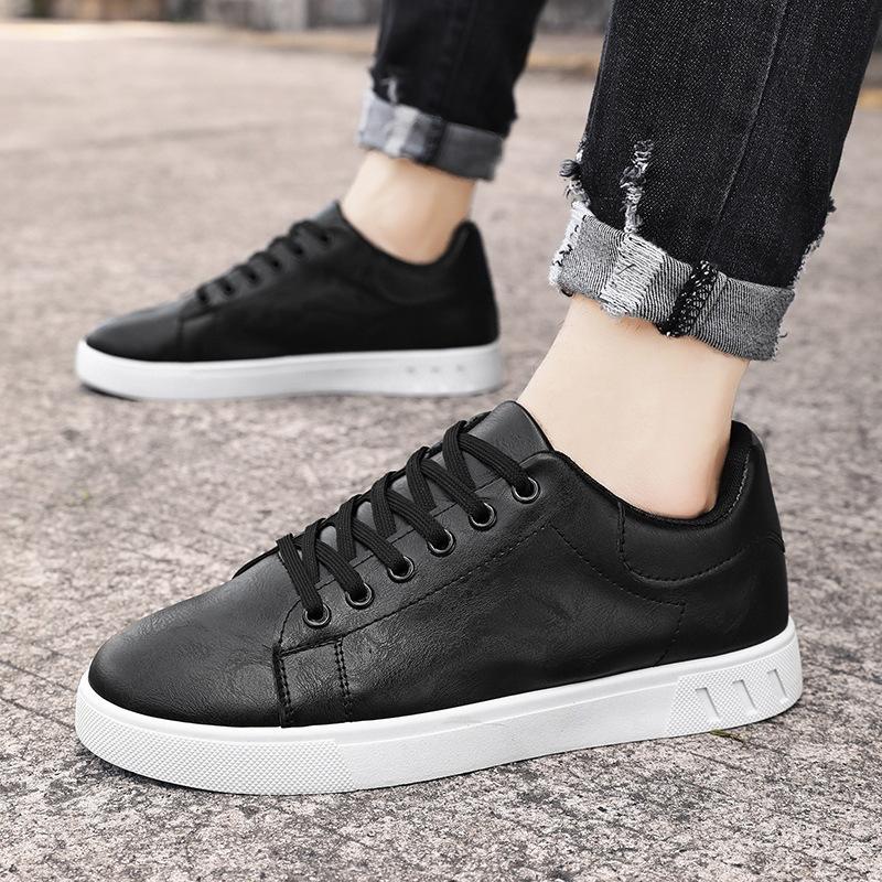 Large size spring casual fashion sneakers new men s shoes 44 shoe box packaging
Large size spring casual fashion sneakers new men s shoes 44 shoe box packaging