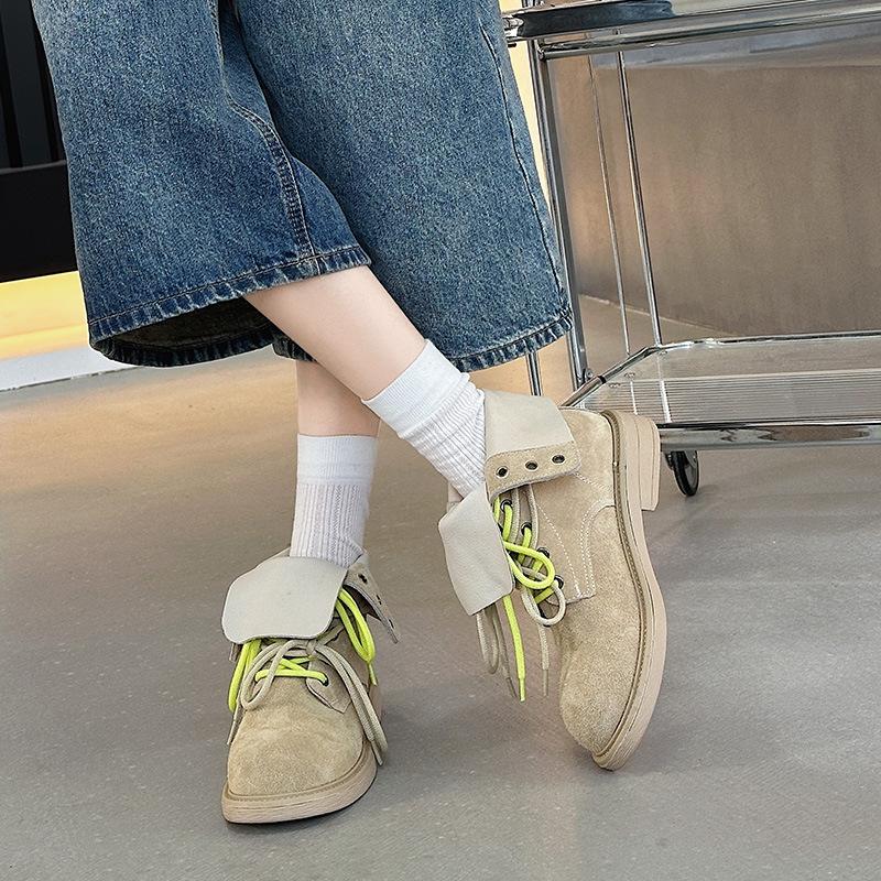 Leather Martin boots women s summer new British versatile style lace-up short boots thick-soled short retro locomotive boots 35 бежевий
Leather Martin boots women s summer new British versatile style lace-up short boots thick-soled short retro locomotive boots 35 бежевий