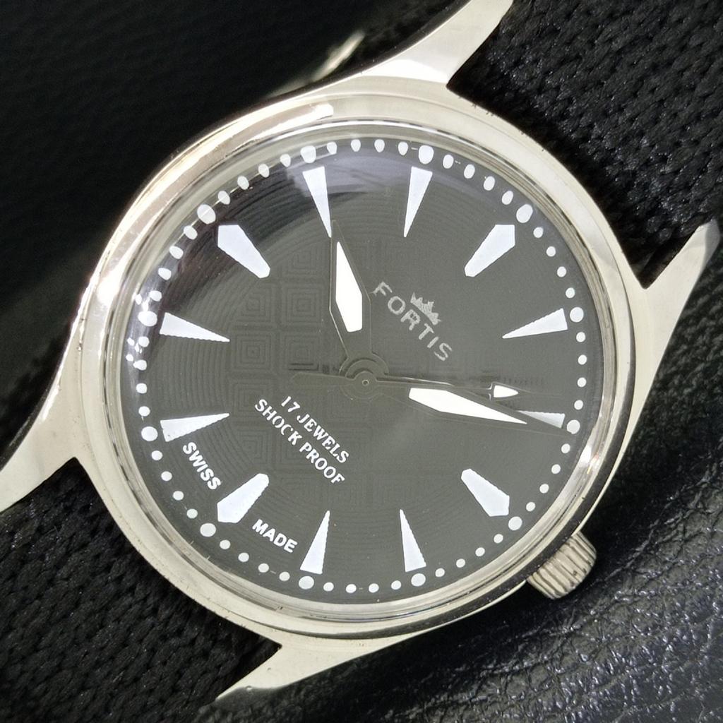 HAND-WINDING VINTAGE SWISS MENS REFURBISHED BLACK COLOR DIAL WATCH a500025-2 R151a-a500025
HAND-WINDING VINTAGE SWISS MENS REFURBISHED BLACK COLOR DIAL WATCH a500025-2 R151a-a500025