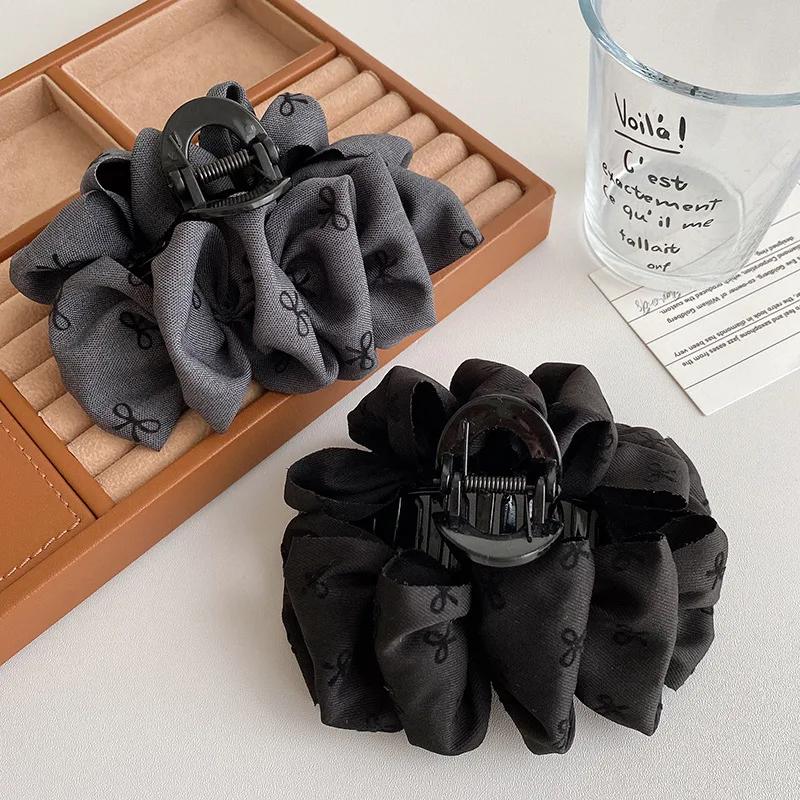 New Elegant Print Hair Clip Bow Hair Claw for Women Large Size Fashion Headwear Hairpin Crab Barrette Hair Accessories
New Elegant Print Hair Clip Bow Hair Claw for Women Large Size Fashion Headwear Hairpin Crab Barrette Hair Accessories