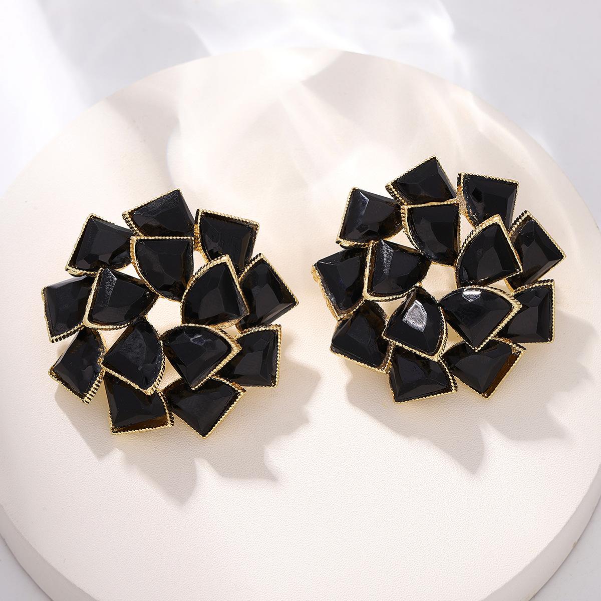 Luxury Multi Layer Square Rhinestone Floral Earrings Exaggerated Statement Studs Unique High End Jewelry For Women чорний
Luxury Multi Layer Square Rhinestone Floral Earrings Exaggerated Statement Studs Unique High End Jewelry For Women чорний