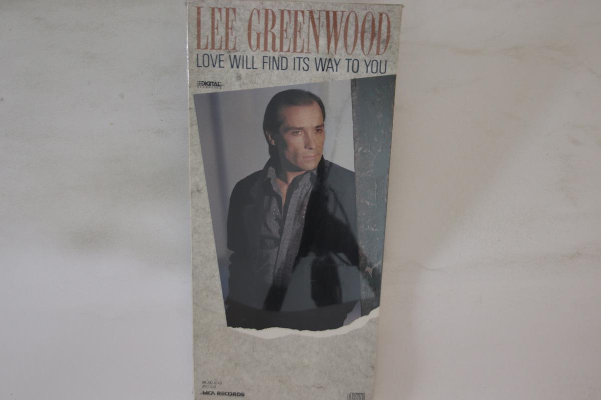 CD LEE GREENWOOD - Love Will Find Its Way To You (Long MCAD5770 MCA US Folk Used
CD LEE GREENWOOD - Love Will Find Its Way To You (Long MCAD5770 MCA US Folk Used