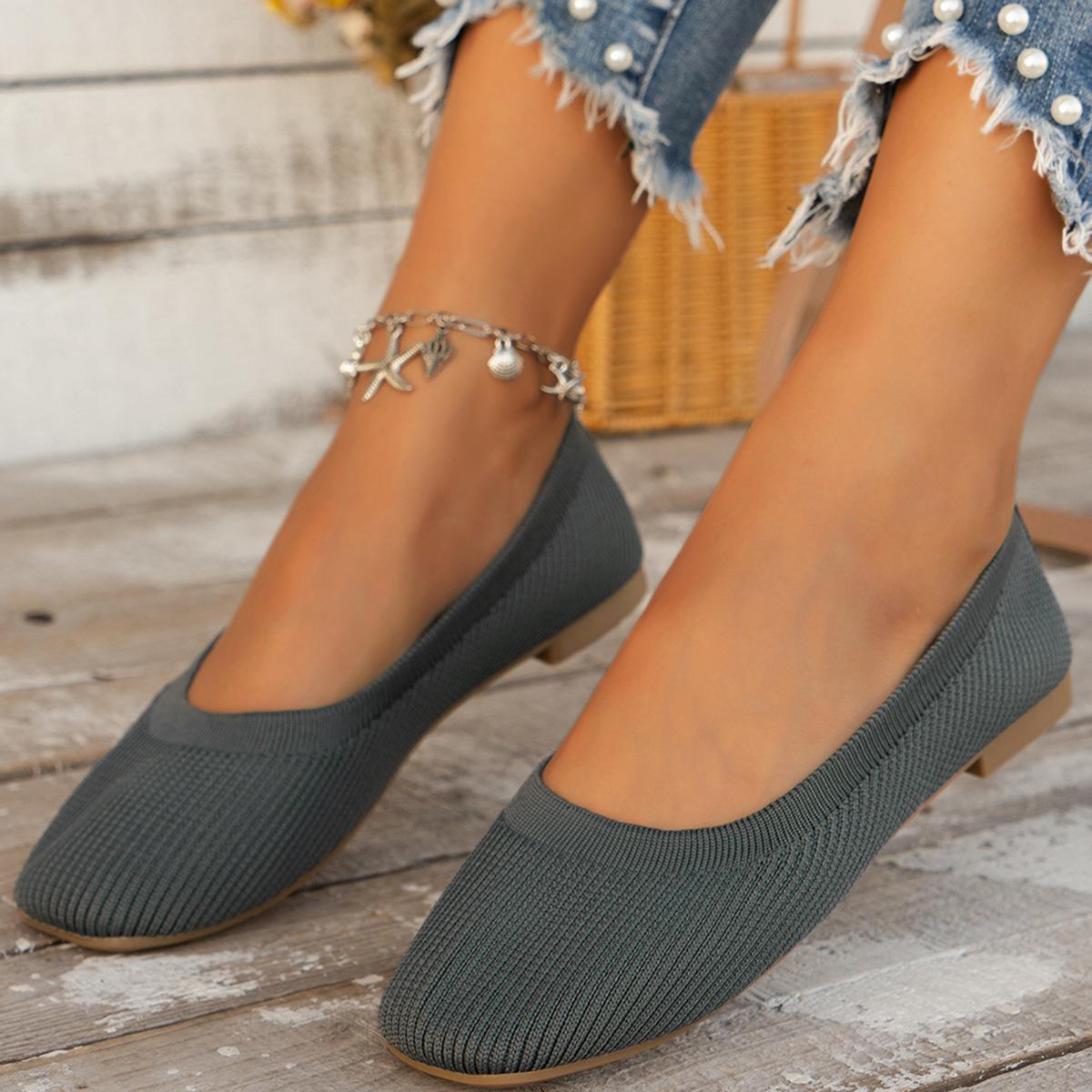 Foreign trade large size flat bottom lazy single shoes women s 2025 new European and American flying woven breathable round head flat heel 36 чёрный
Foreign trade large size flat bottom lazy single shoes women s 2025 new European and American flying woven breathable round head flat heel 36 чёрный