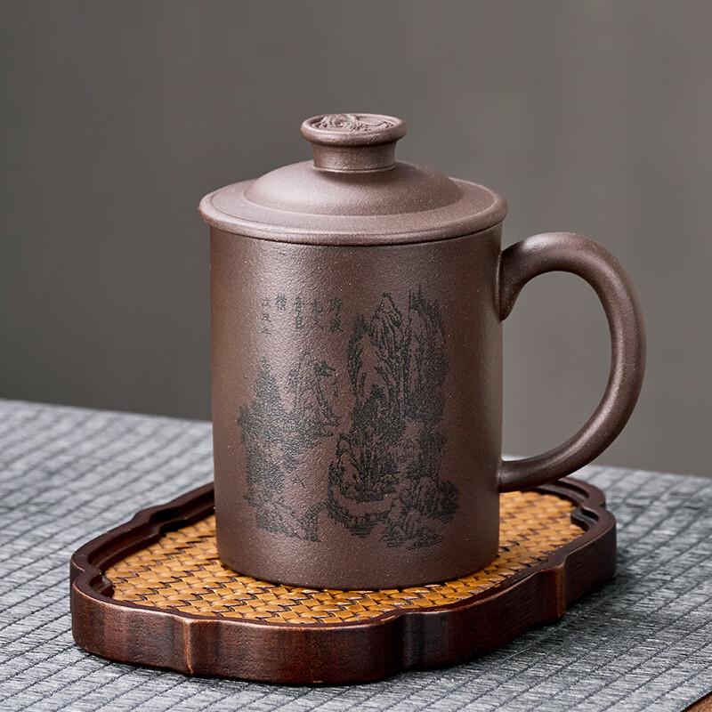 Gold Inlaid Yixing Zisha Tea Cup
Gold Inlaid Yixing Zisha Tea Cup