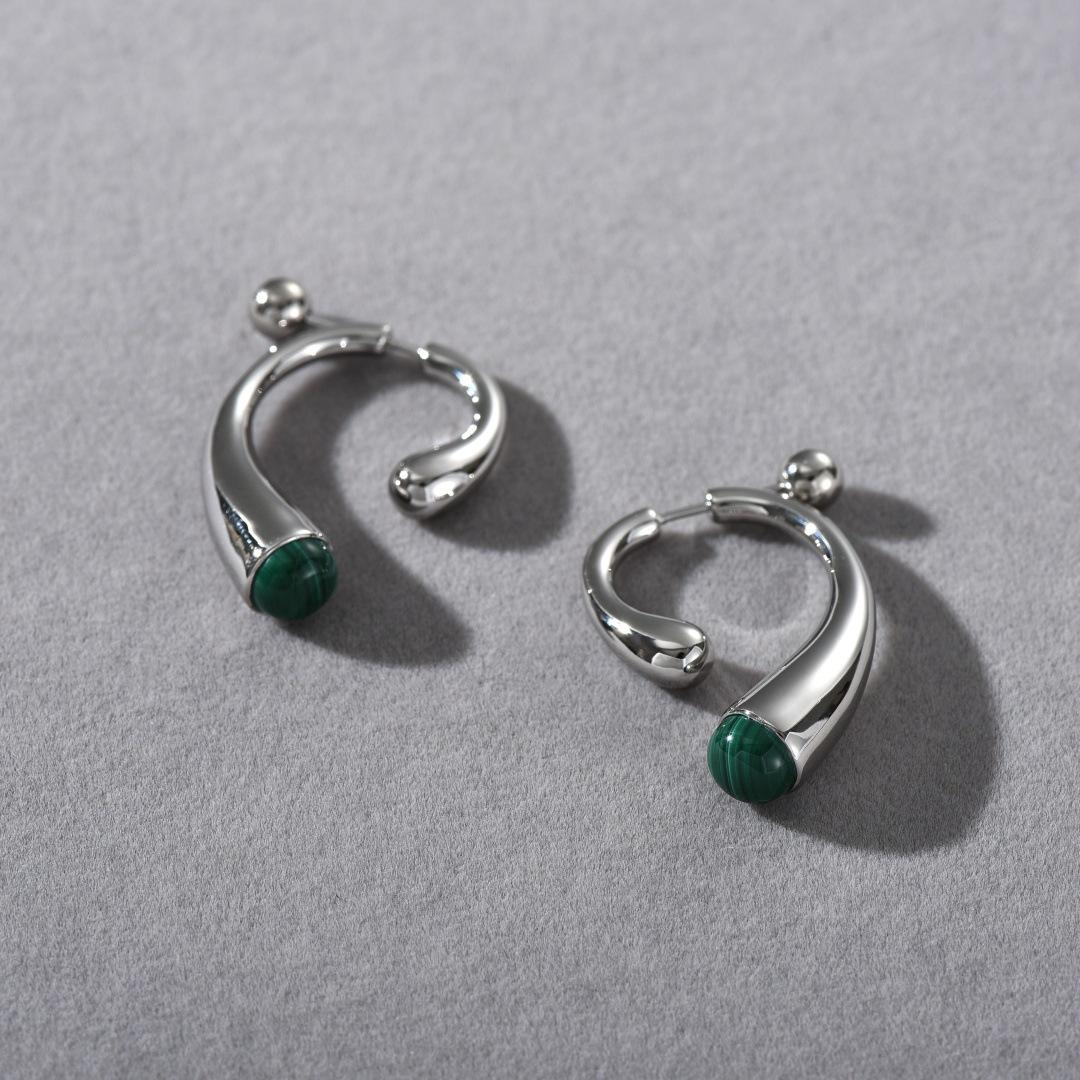 Niche High-End Front And Rear Earrings, Stud Earrings, Cold Wind, Simple Water Droplets Inlaid With Malachite Temperament, Fashionable Earrings, Women
Niche High-End Front And Rear Earrings, Stud Earrings, Cold Wind, Simple Water Droplets Inlaid With Malachite Temperament, Fashionable Earrings, Women