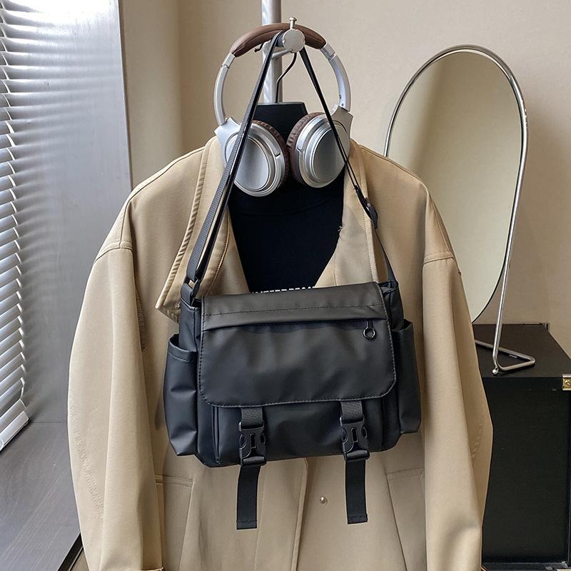 Crossbody bag women s bag men s bag tooling function wind large capacity commuter bag men s casual shoulder satchel
Crossbody bag women s bag men s bag tooling function wind large capacity commuter bag men s casual shoulder satchel