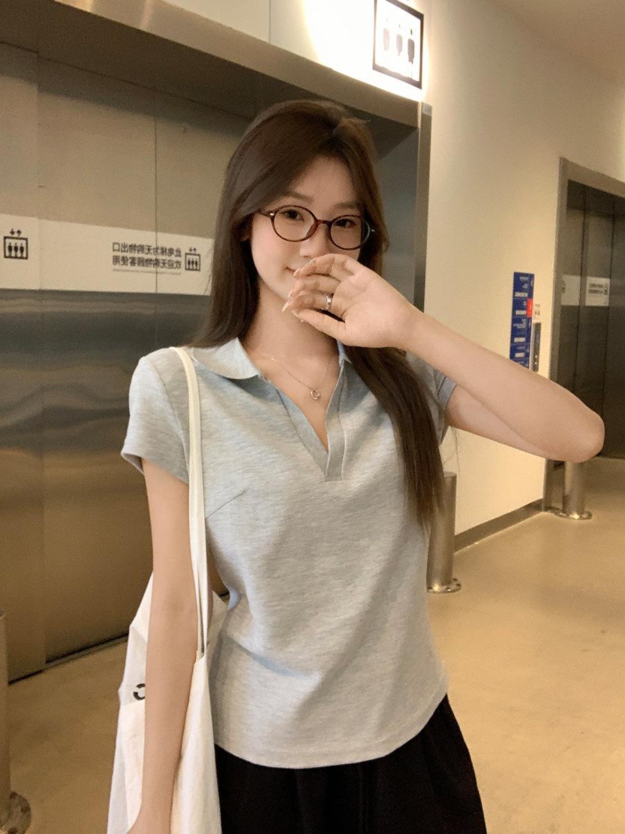Spice Girl Polo lapel shoulder short-sleeved T-shirt women s summer new thin versatile solid color short top XL
Spice Girl Polo lapel shoulder short-sleeved T-shirt women s summer new thin versatile solid color short top XL