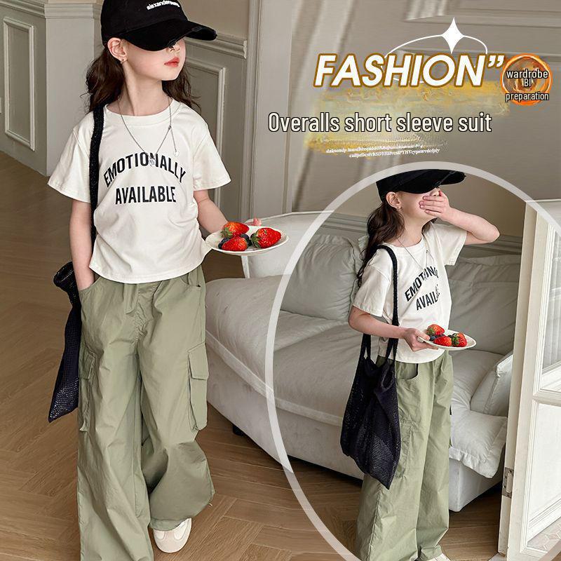Girls Korean-Style Summer Two-Piece Suit – All-Match Solid Color Lettered Top and Pants 160 cm
Girls Korean-Style Summer Two-Piece Suit – All-Match Solid Color Lettered Top and Pants 160 cm