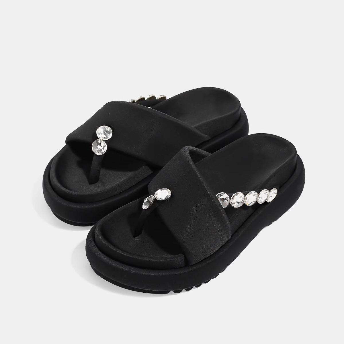 White deer same style~ thick-bottomed cool slippers women s summer wear 2025 new fashion rhinestone toe flat-bottomed beach slippers 35
White deer same style~ thick-bottomed cool slippers women s summer wear 2025 new fashion rhinestone toe flat-bottomed beach slippers 35