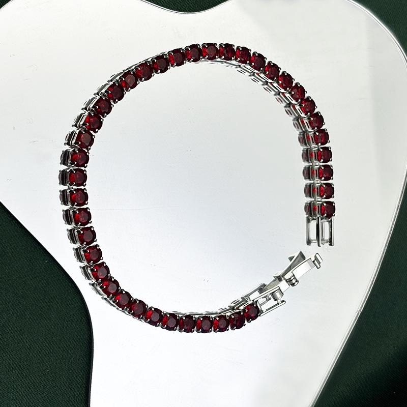 Zircon Hip-hop Bracelet: Unisex European & American Style, Trendy Single Row Chain.
Zircon Hip-hop Bracelet: Unisex European & American Style, Trendy Single Row Chain.