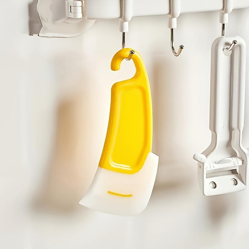 1 Piece Yellow Silicone Kitchen Scraper, For Stovetop Pan Pot Bottom Cleaning, Heat-Resistant Soft Spatula Kitchen Implement
1 Piece Yellow Silicone Kitchen Scraper, For Stovetop Pan Pot Bottom Cleaning, Heat-Resistant Soft Spatula Kitchen Implement