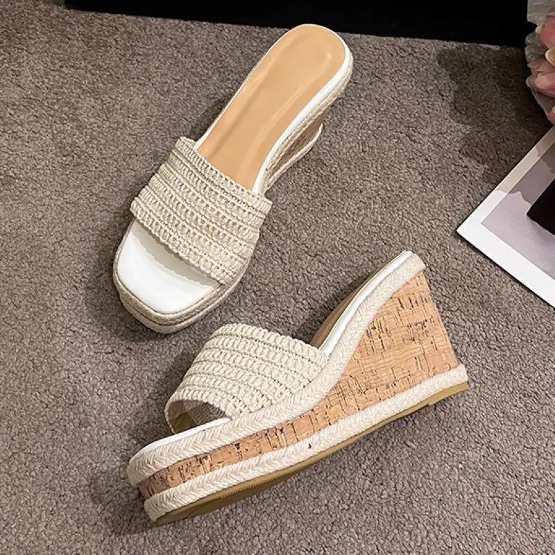 Fashion Eilyken New Summer Design Weave Square Toe Platform Wedge Heels Slippers Woman Fashion Slide Shoes Zapatos De Mujer 35 белый
Fashion Eilyken New Summer Design Weave Square Toe Platform Wedge Heels Slippers Woman Fashion Slide Shoes Zapatos De Mujer 35 белый