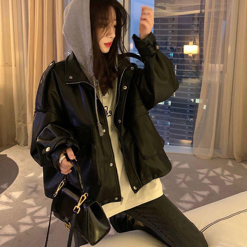 Women s Faux Two-Piece PU Leather Jacket with Velvet Lining - Trendy Motorcycle Style for Spring & Autumn 2023 L above 82.5kg
Women s Faux Two-Piece PU Leather Jacket with Velvet Lining - Trendy Motorcycle Style for Spring & Autumn 2023 L above 82.5kg