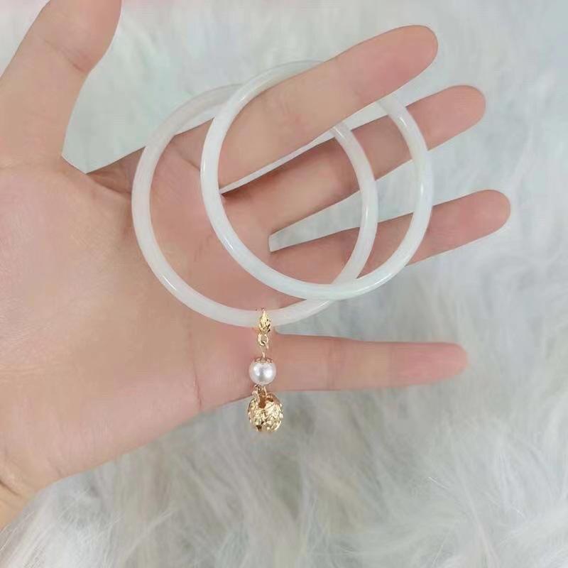 2Pcs/Set Imitate Natural Jade Jingle Bangles Retro Fairy Bell Glass Bracelet Femme Fashion Women s Casual China Jewelry Gifts 58-62mm белый
2Pcs/Set Imitate Natural Jade Jingle Bangles Retro Fairy Bell Glass Bracelet Femme Fashion Women s Casual China Jewelry Gifts 58-62mm белый