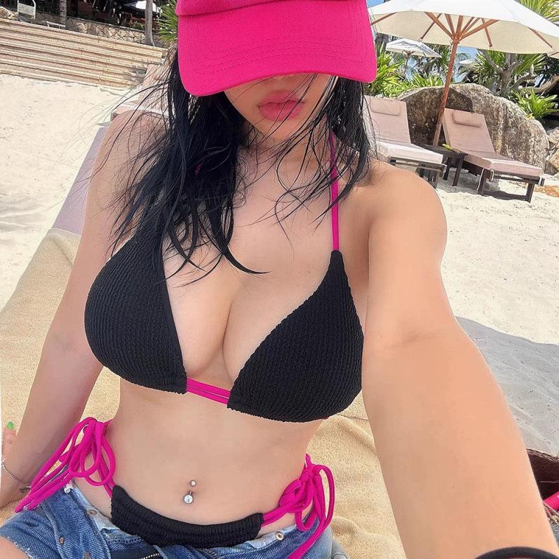 Sexy European & American Lace-Up Bikini: Pure Desire Split Swimsuit with Big Chest Design for Women Small чорний
Sexy European & American Lace-Up Bikini: Pure Desire Split Swimsuit with Big Chest Design for Women Small чорний