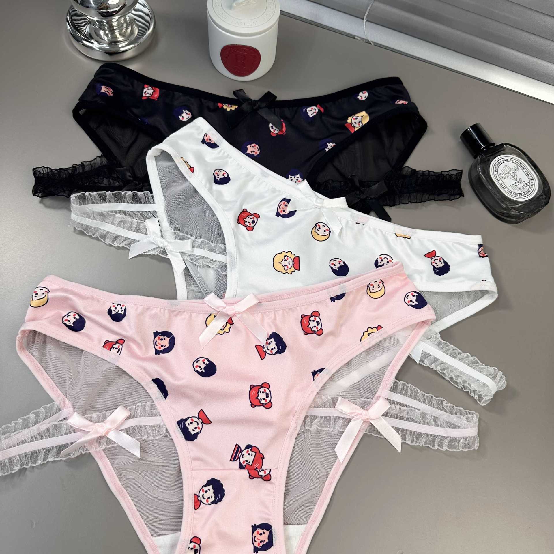 Cartoon Print Pattern Panties Low Waist Sexy Leg Rope Slimming Triangle Women’s Panties M чорний
Cartoon Print Pattern Panties Low Waist Sexy Leg Rope Slimming Triangle Women’s Panties M чорний