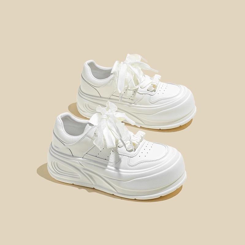 Туфли Gu Yunshu на толстой подошве белого цвета, повседневные туфли на толстой подошве для женщин 2025 года, новая корейская версия универсального персонализированного кабана 35 белый
Туфли Gu Yunshu на толстой подошве белого цвета, повседневные туфли на толстой подошве для женщин 2025 года, новая корейская версия универсального персонализированного кабана 35 белый