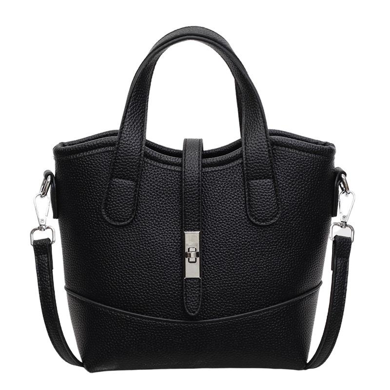 Commuter fashion hand carry women s bag new trendy spring and summer leisure large capacity shoulder bag solid color tote bag leisure
Commuter fashion hand carry women s bag new trendy spring and summer leisure large capacity shoulder bag solid color tote bag leisure