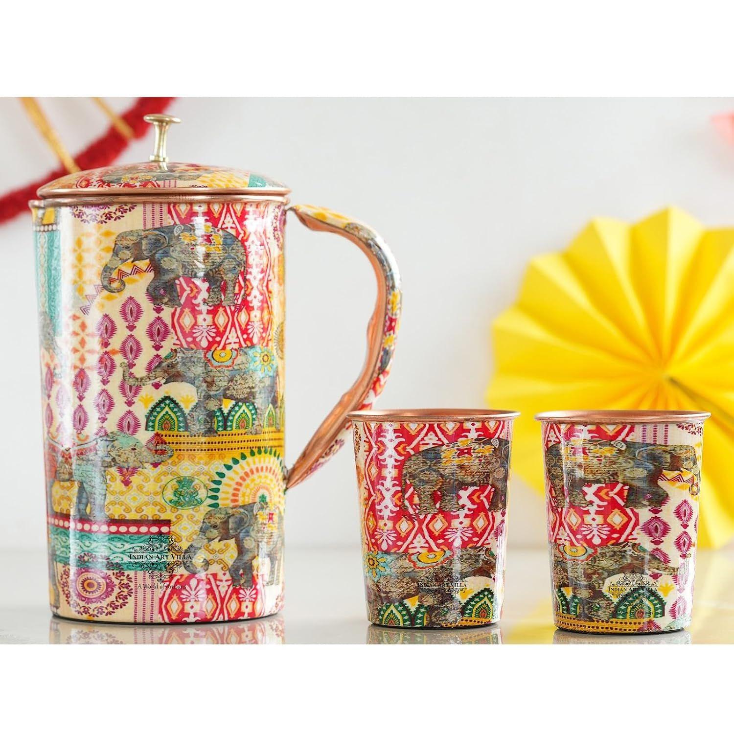 Тематический медный подарочный набор «Meena Padharo Mhare Desh» из 1 кувшина и 2 стаканов - Идеально для дома, офиса и в качестве подарка, Кувшин - 1,5 литра и Стакан - 270 мл каждый
Тематический медный подарочный набор «Meena Padharo Mhare Desh» из 1 кувшина и 2 стаканов - Идеально для дома, офиса и в качестве подарка, Кувшин - 1,5 литра и Стакан - 270 мл каждый