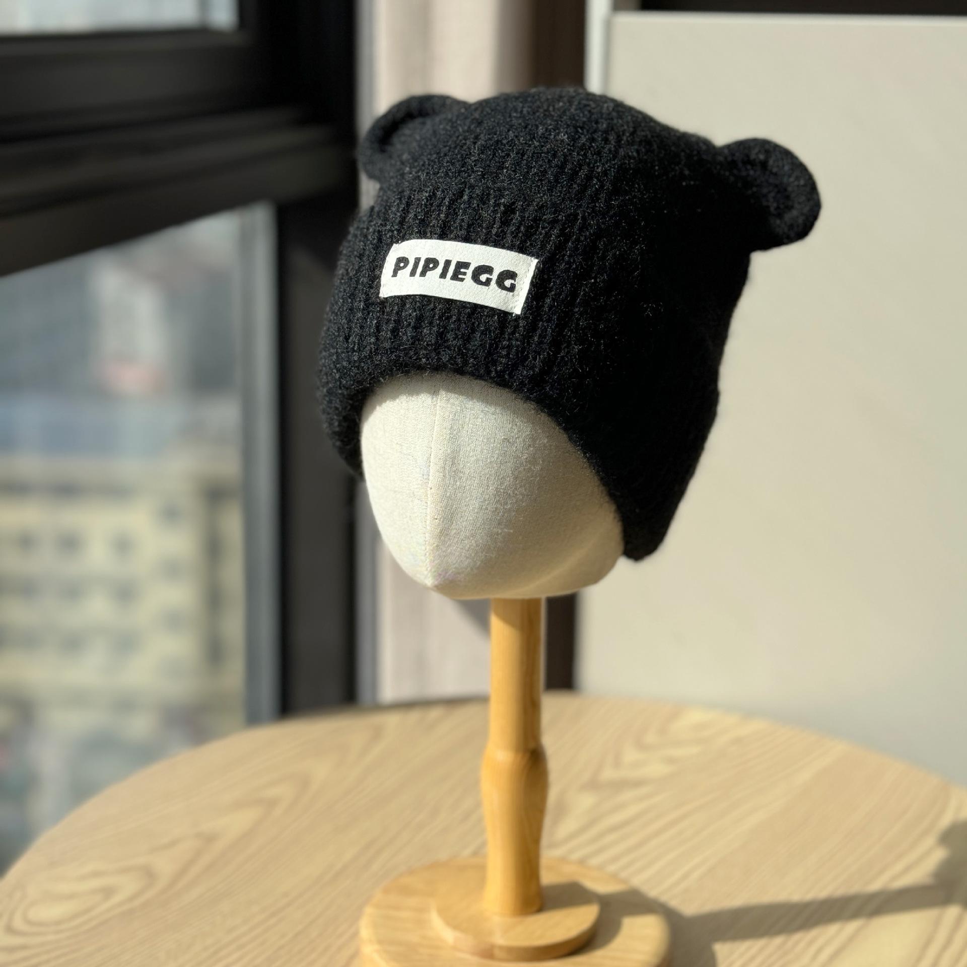 The new bear-themed women s hat is a versatile and warm accessory for the autumn and winter seasons. It features a Korean-style design with a Adult54-60Average Size чёрный
The new bear-themed women s hat is a versatile and warm accessory for the autumn and winter seasons. It features a Korean-style design with a Adult54-60Average Size чёрный