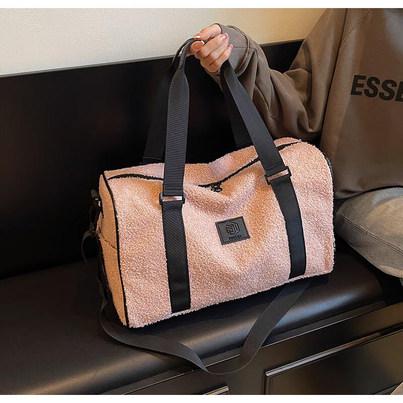 Plush Fashion Travel and Gym Tote Bag 36-55L
Plush Fashion Travel and Gym Tote Bag 36-55L