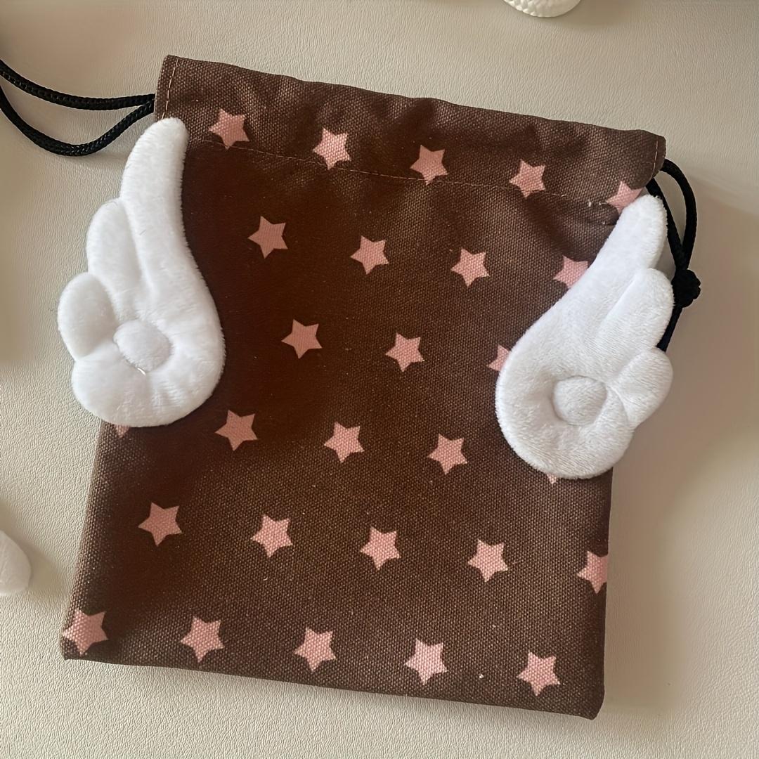 Cartoon Star Strawberry Pouch Drawstring Bag Large Capacity Portable Coin Purse Travel Essentials Makeup Storage Women sbag Gift
Cartoon Star Strawberry Pouch Drawstring Bag Large Capacity Portable Coin Purse Travel Essentials Makeup Storage Women sbag Gift