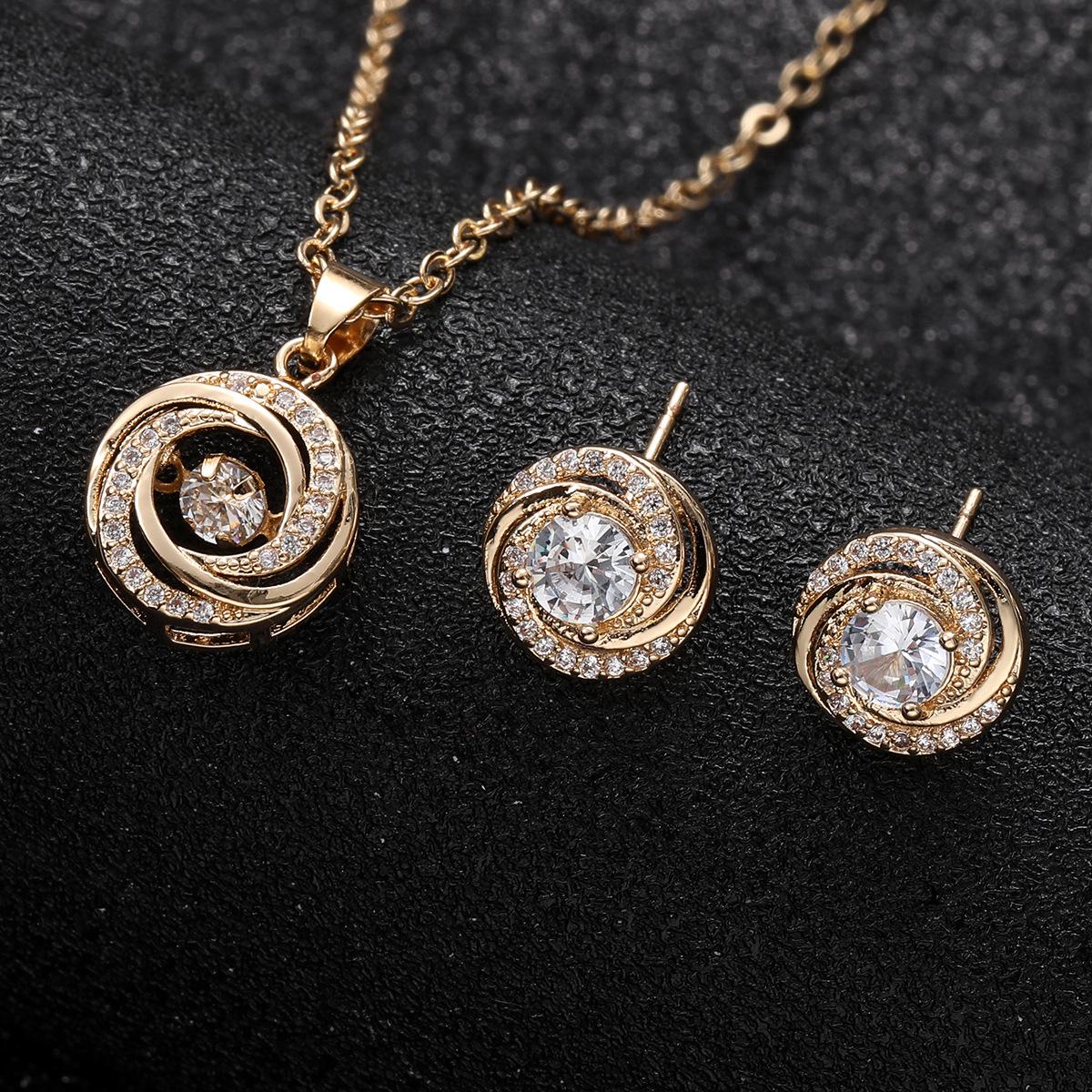 TikTok Style Zirconia Spiral Rotating Pendant Necklace & Earrings Set - European and American Jewelry Collection
TikTok Style Zirconia Spiral Rotating Pendant Necklace & Earrings Set - European and American Jewelry Collection