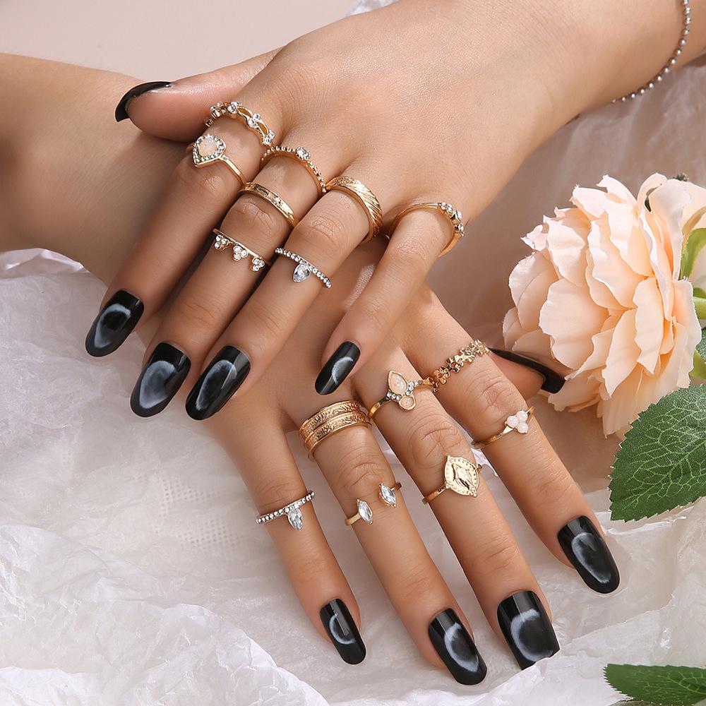 Fashion Opal Jesus Embossed Ring Women S Diamond 15-Piece Set Joint Ring
Fashion Opal Jesus Embossed Ring Women S Diamond 15-Piece Set Joint Ring