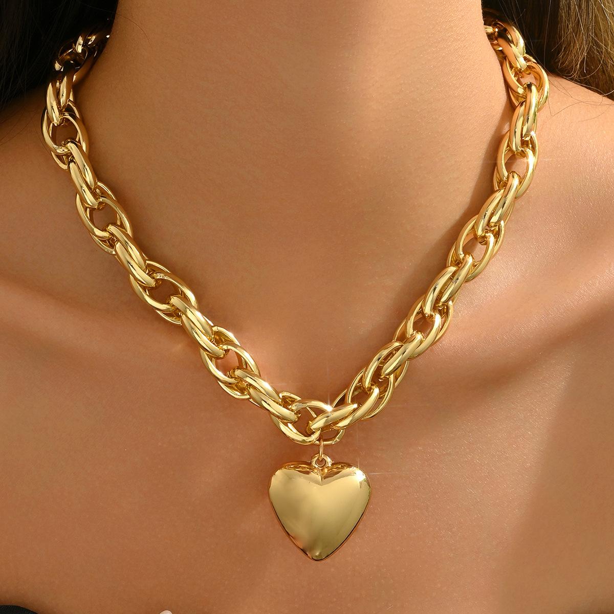 Geometric Heart-Shaped Design Women s Necklace Versatile High-End Pendant Chain XL5605
Geometric Heart-Shaped Design Women s Necklace Versatile High-End Pendant Chain XL5605