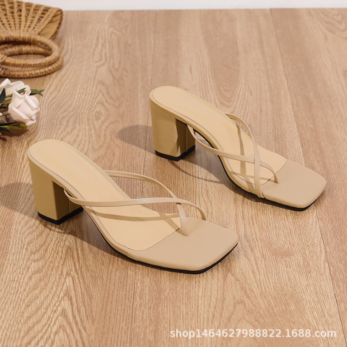 Fattened open-toed summer wear cool slippers versatile and simple high-heeled sandals 43
Fattened open-toed summer wear cool slippers versatile and simple high-heeled sandals 43