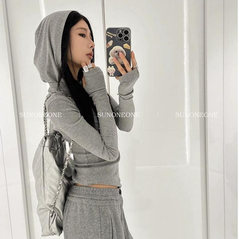 Women s Slim Fit Hooded Base Layer T-Shirt with Hook Finger, 240g German Velvet - Long Sleeve, Regular Shoulder Design Large сірий колір
Women s Slim Fit Hooded Base Layer T-Shirt with Hook Finger, 240g German Velvet - Long Sleeve, Regular Shoulder Design Large сірий колір