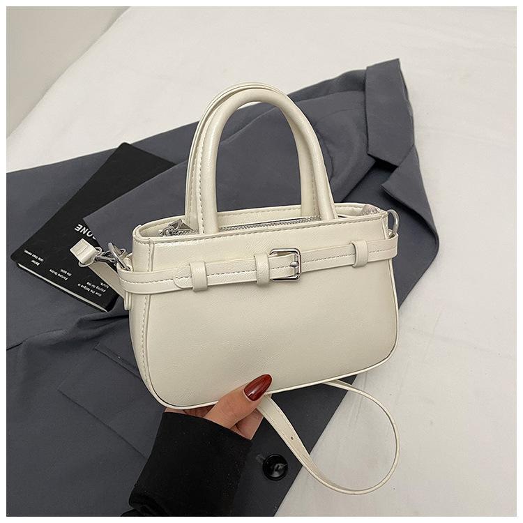 Premium sense small square bag women 2025 new summer versatile messenger bag fashion handbag small bag
Premium sense small square bag women 2025 new summer versatile messenger bag fashion handbag small bag