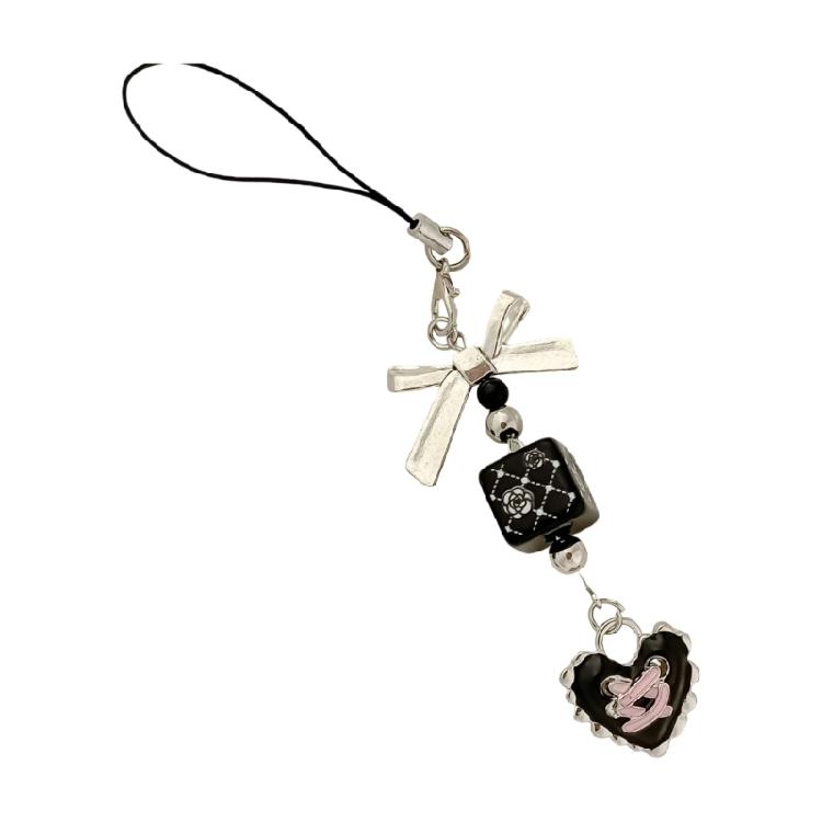 Versatile Alloy Heart Bowknot Phone Strap Keychain Hanging Ornament Charm Y2K Inspired Jewelry For Daily Use
Versatile Alloy Heart Bowknot Phone Strap Keychain Hanging Ornament Charm Y2K Inspired Jewelry For Daily Use