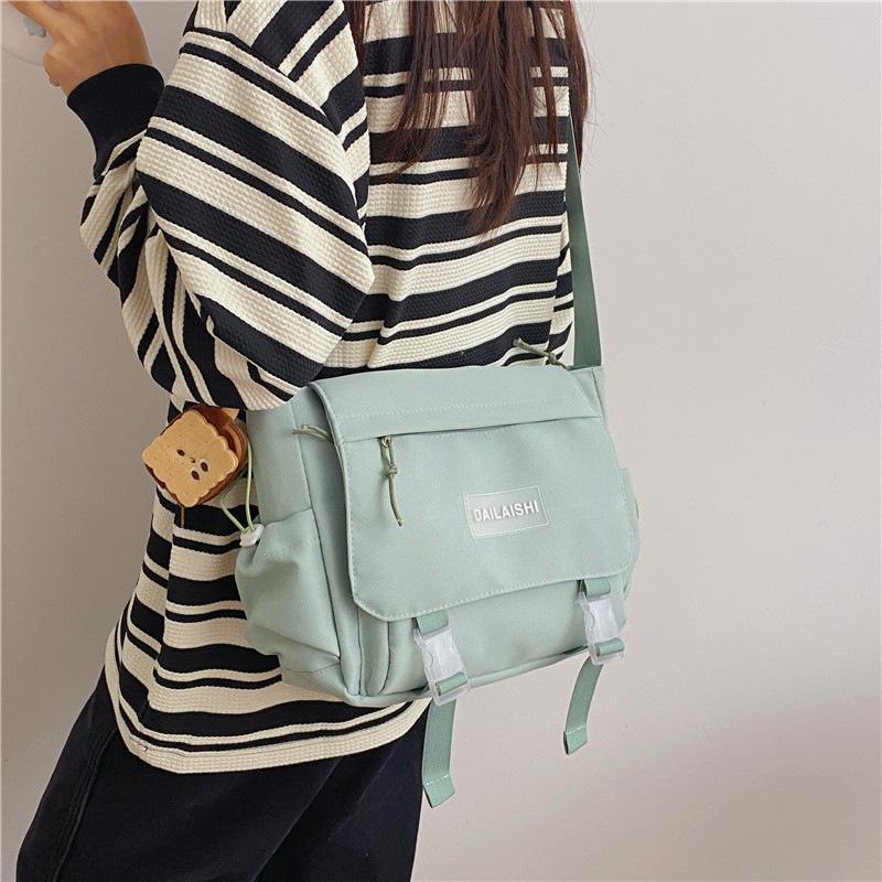 Wind large-capacity messenger bag, Harajuku simple and versatile tooling style messenger bag student shoulder bag one size fits all зелений
Wind large-capacity messenger bag, Harajuku simple and versatile tooling style messenger bag student shoulder bag one size fits all зелений