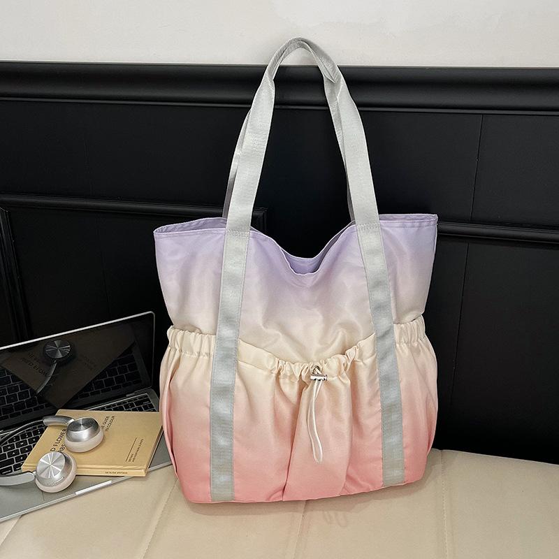 Women s Stylish Top Handle Bag Comfortable and Versatile Texture Shoulder Bag Spring Casual Large Capacity Pleated Tote Ita Bag рожевий
Women s Stylish Top Handle Bag Comfortable and Versatile Texture Shoulder Bag Spring Casual Large Capacity Pleated Tote Ita Bag рожевий