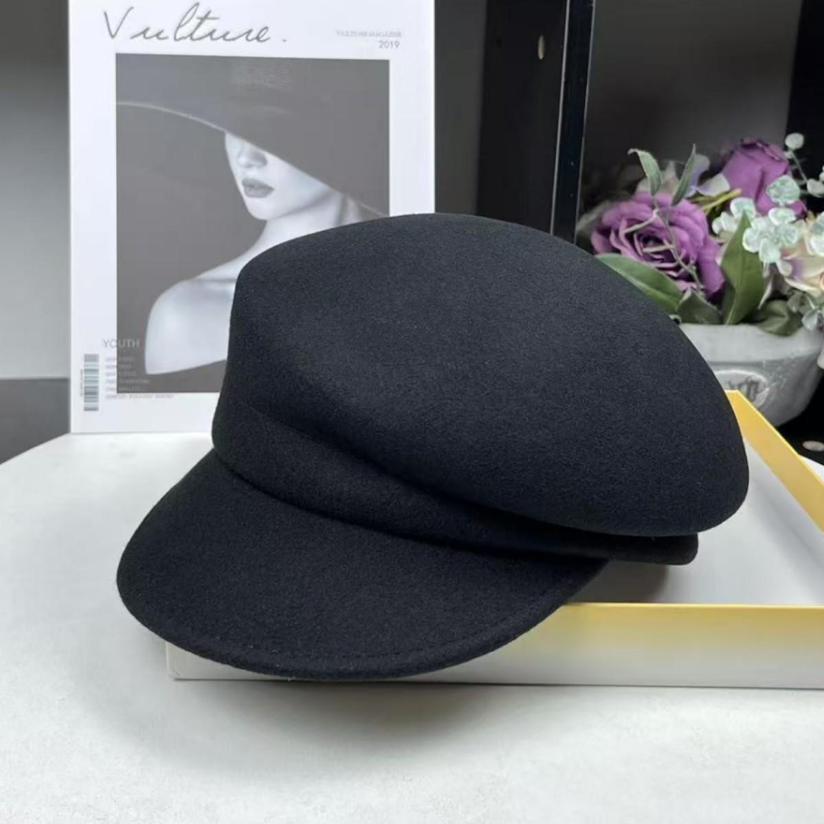 Pure wool black newsboy hat children autumn and winter French cap face little beret top hat one size adjustable чёрный
Pure wool black newsboy hat children autumn and winter French cap face little beret top hat one size adjustable чёрный