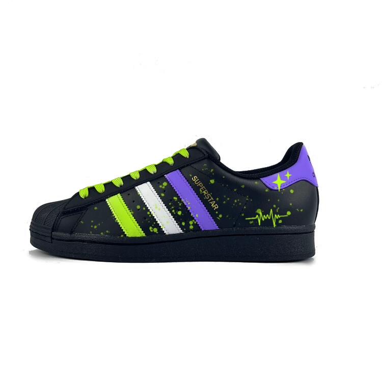 Adidas Originals SUPERSTAR Низькі кеди для скейтбордингу, стійкі до ковзання та стирання, унісекс, чорні EG4959(Команда183-) 38⅔
Adidas Originals SUPERSTAR Низькі кеди для скейтбордингу, стійкі до ковзання та стирання, унісекс, чорні EG4959(Команда183-) 38⅔