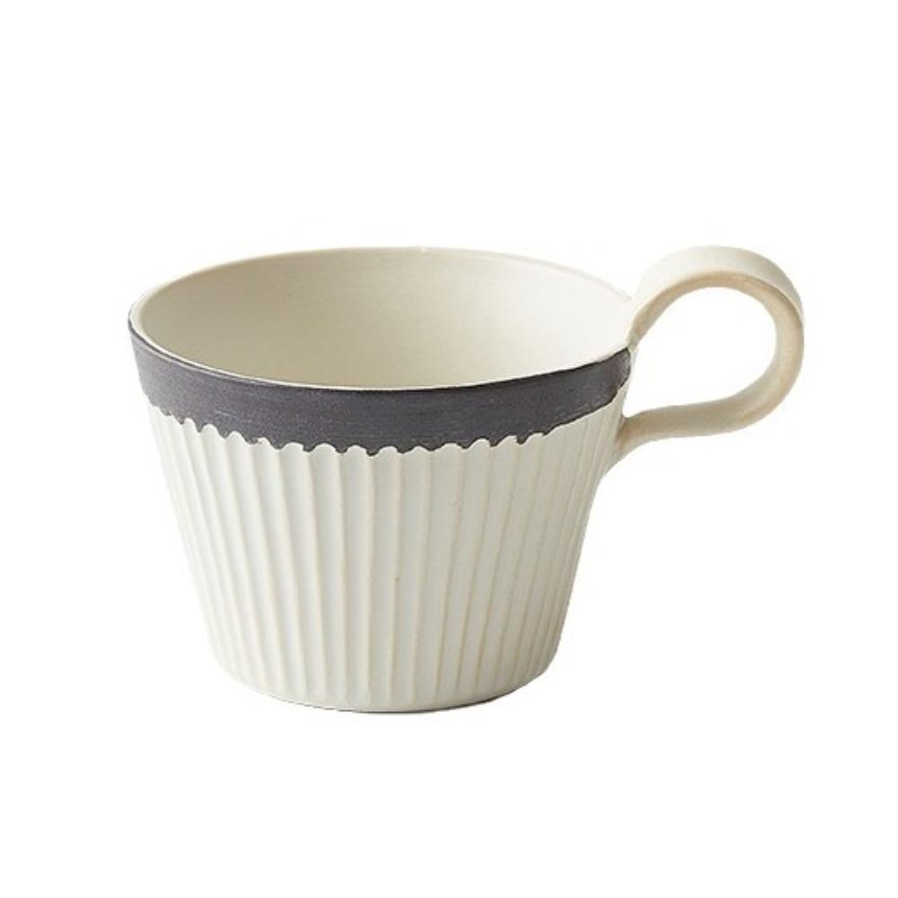 Japanese coffee cup creative retro ceramic coffee cup breakfast cup household oat cup large capacity 320ml
Japanese coffee cup creative retro ceramic coffee cup breakfast cup household oat cup large capacity 320ml