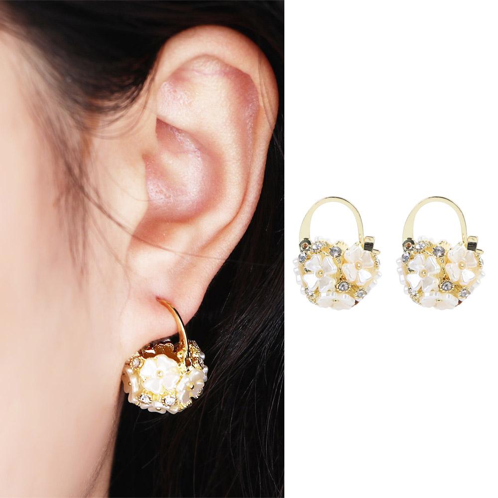 Daisy Flower Basket Dangle Earring Korean Style Earring Fashion Hoop Earring Women Earring
Daisy Flower Basket Dangle Earring Korean Style Earring Fashion Hoop Earring Women Earring