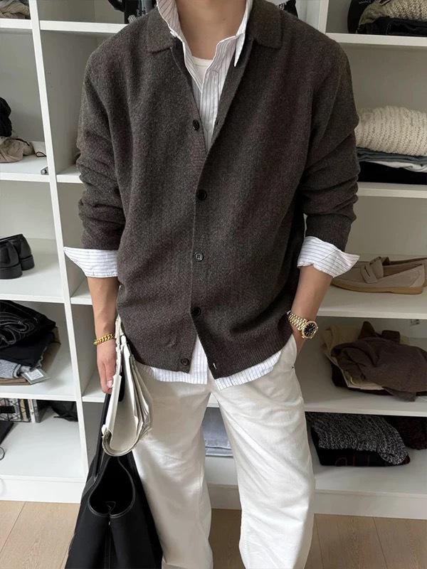 Men s Loose-Fit Apricot Knit Cardigan - Soft, Comfortable, Autumn Style, Semi-Mature Look, Perfect Base Layer Sweater L
Men s Loose-Fit Apricot Knit Cardigan - Soft, Comfortable, Autumn Style, Semi-Mature Look, Perfect Base Layer Sweater L